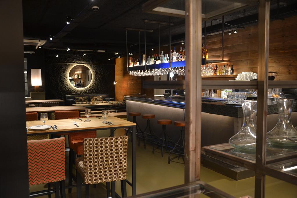 Gatell Hotel Vilanova i la Geltru Luaran gambar